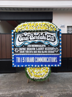 Papan Bunga Duka di Aradide